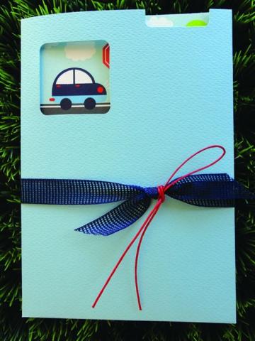 Προσκλητήριο Βάπτισης -Β1435 - <p>Συρταρωτό γκοφρέ προσκλητήριο με ματιέρα και θέμα τα αυτοκινητάκια.  Tip: Μπορεί να βγει και στην οικονομική σειρά!</p>...